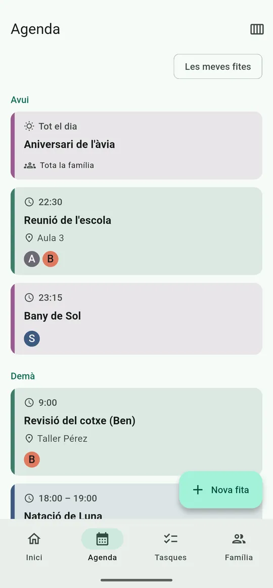 Agenda de la família amb un calendari setmanal i les fites del dia